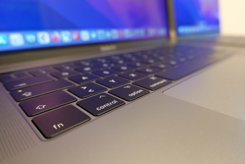 Butterfly-Tastatur des MacBook Pro 15".