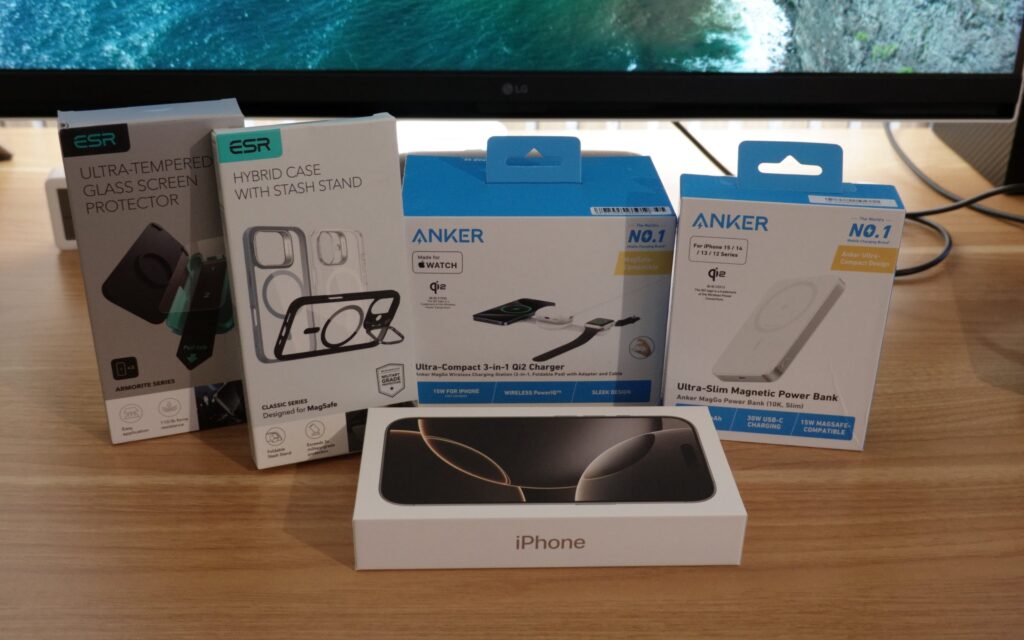 Zubehör von ANKER und ESR.