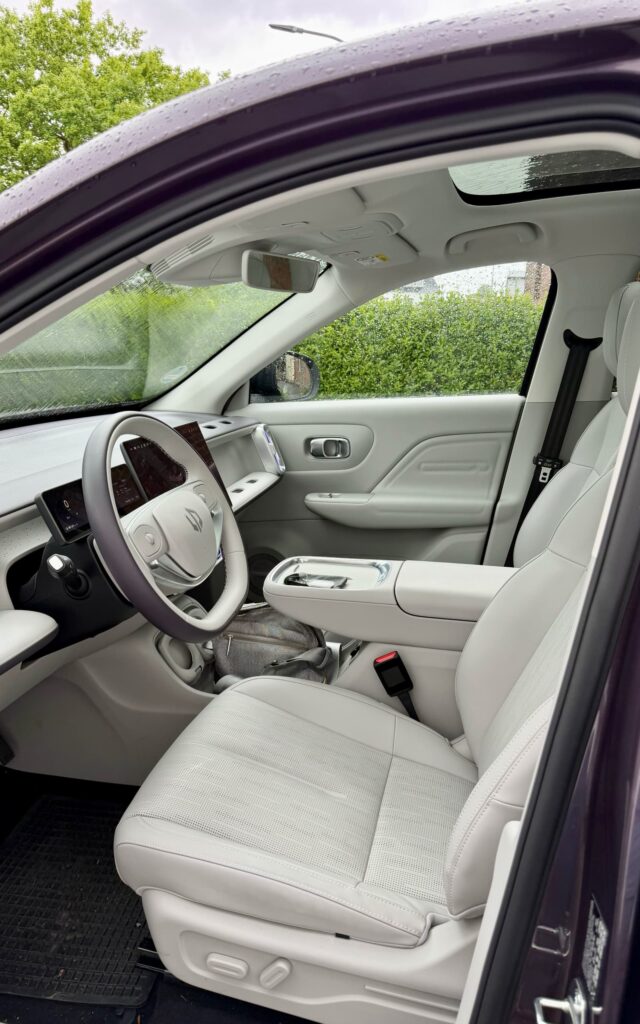 Leapmotor B10 - Interieur