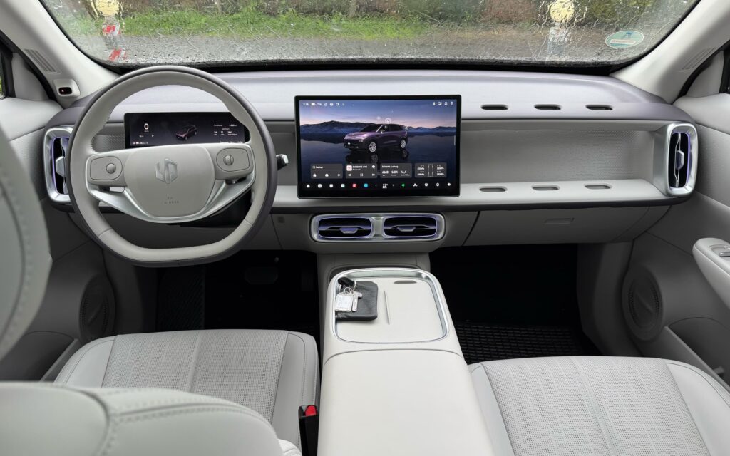 Leapmotor B10 - Interieur
