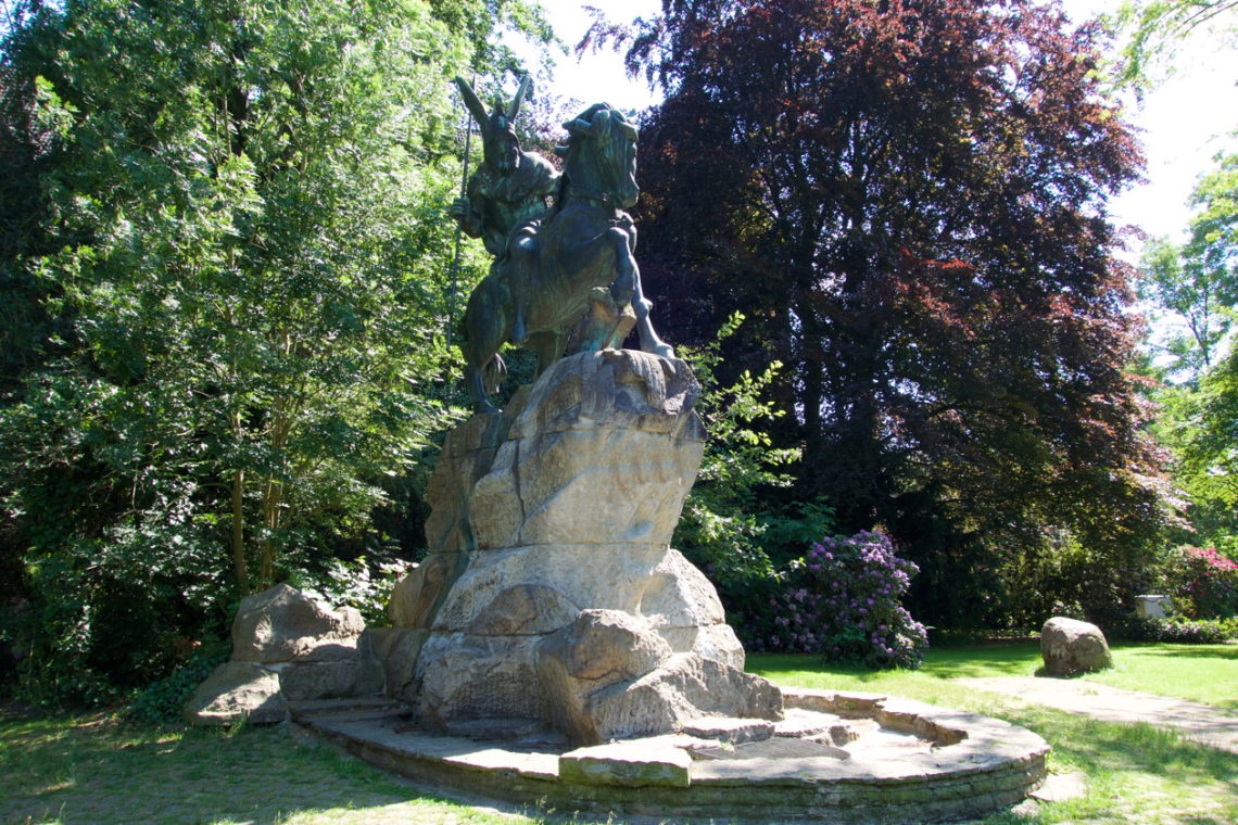 Das Wittekind Denkmal am Wilhelmsplatz.