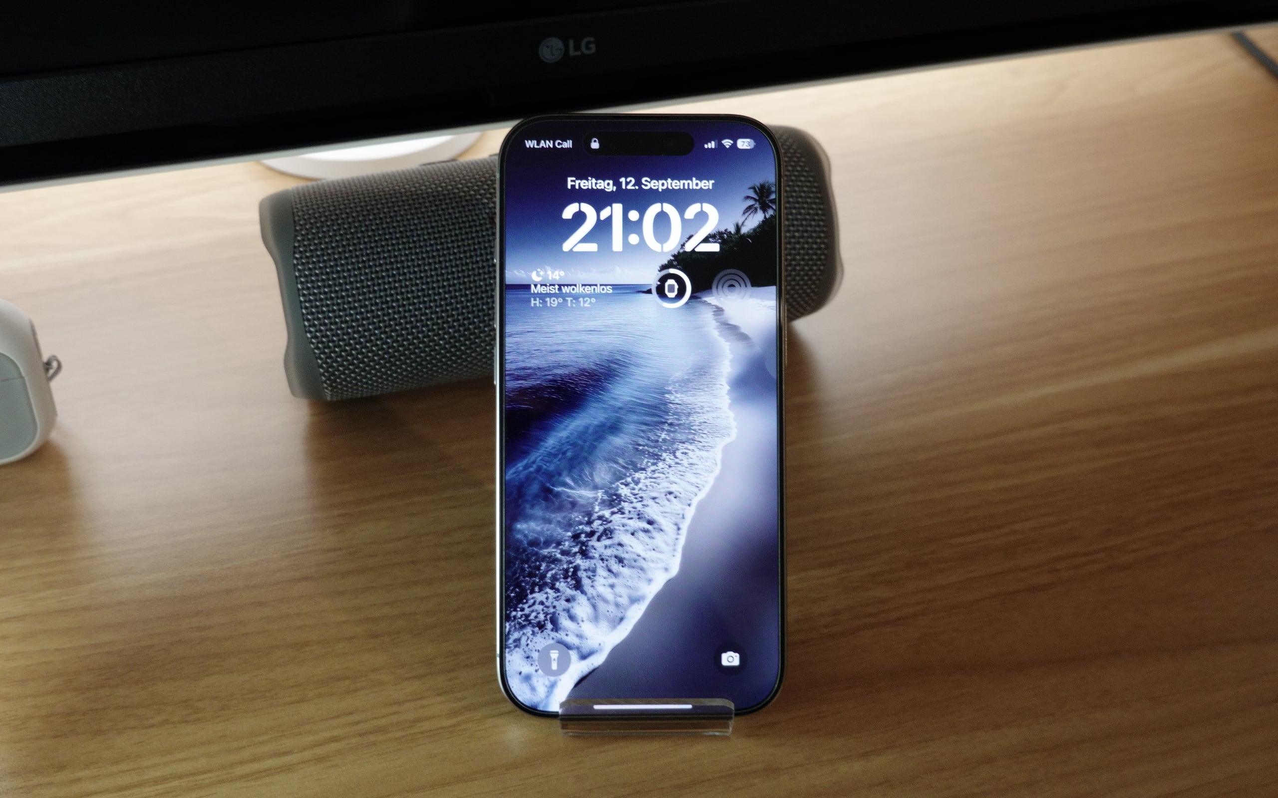 Apple iPhone 16 Pro mit 512 GB in Titan Natur | Fritschis Welt